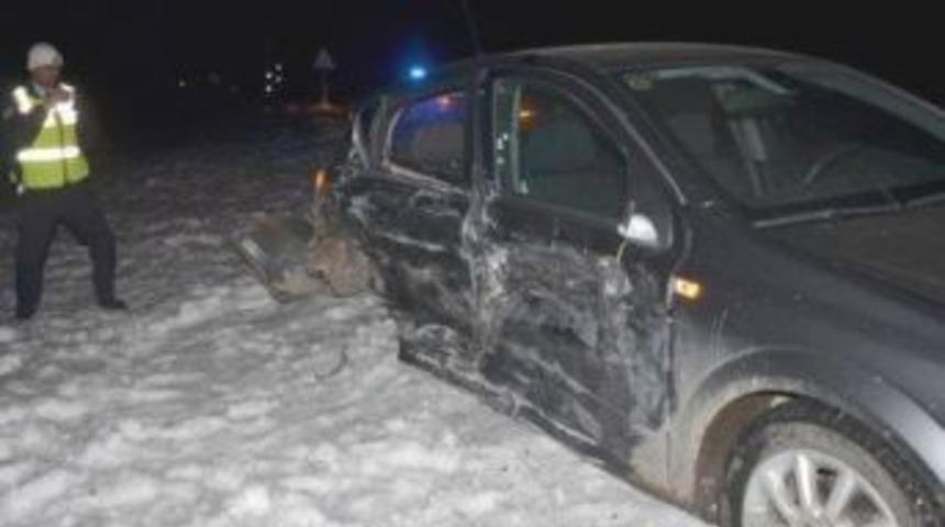 Y&uuml;cekapı Belde Belediye Başkanı Kaza Yaptı