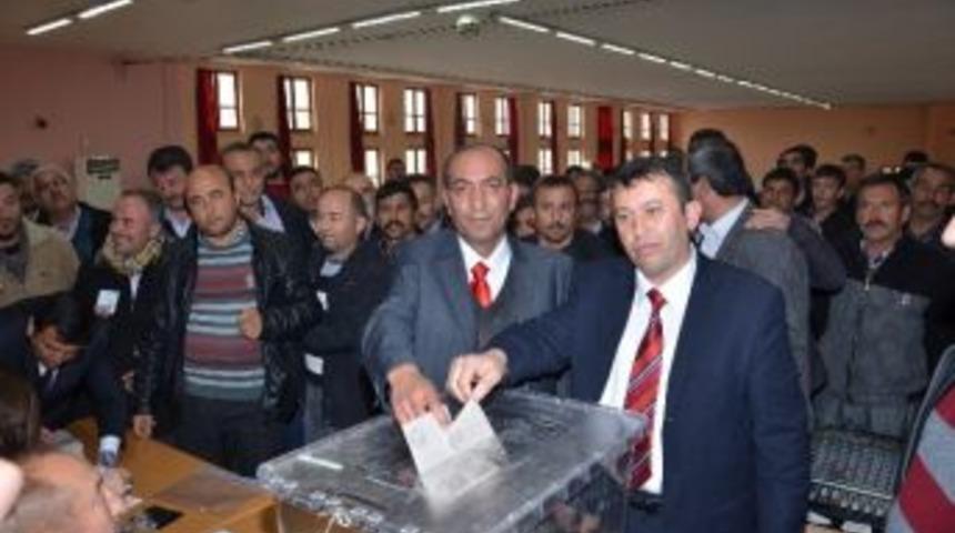 Darende Şof&ouml;rler Ve Otomobilciler Odası&rsquo;nda G&uuml;c&uuml;k G&uuml;ven Tazeledi