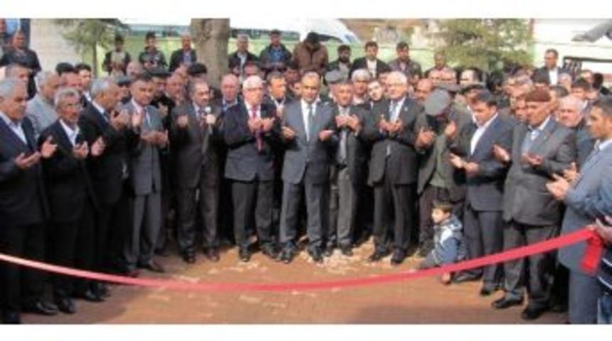 Arabanlı Hayırsever Kendi K&ouml;y&uuml;ne Cami Yaptırdı