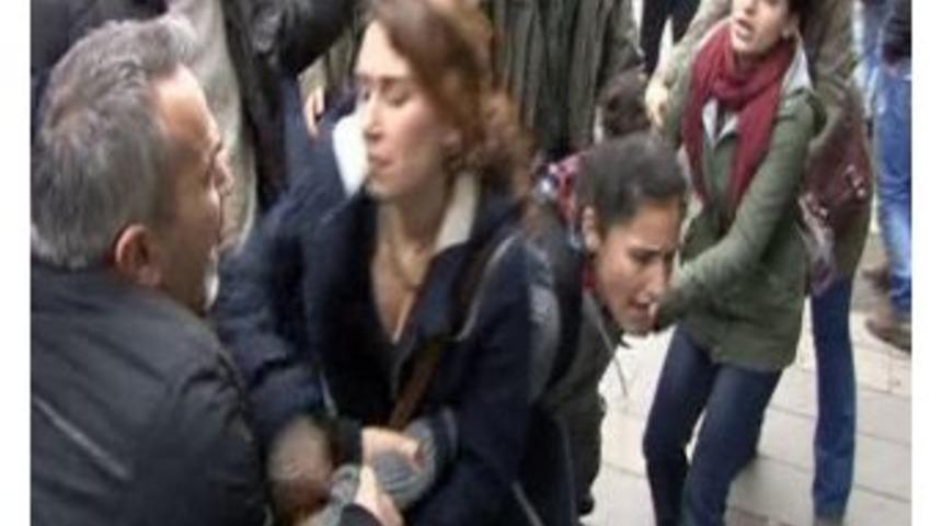 Slogan Atan &Ouml;ğrenciler G&ouml;zaltına Alındı