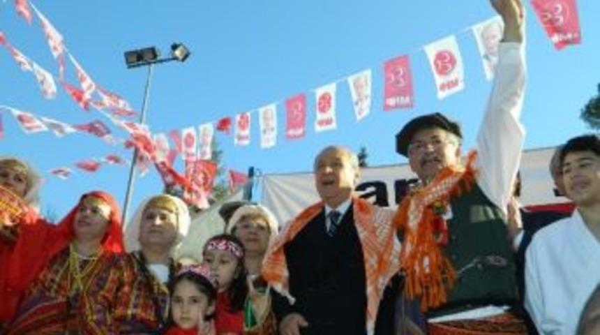 Mhp Lideri Bah&ccedil;eli, Milas&rsquo;ta Partilileriyle Buluştu