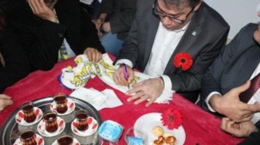 Aziz Kocaoğlu Levent Piriştina&rsquo; Yı Bucalılar'a Emanet Etti