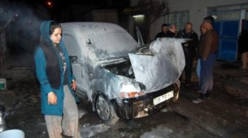 Eskişehir&rsquo;de Ara&ccedil; Kundaklama İddiası