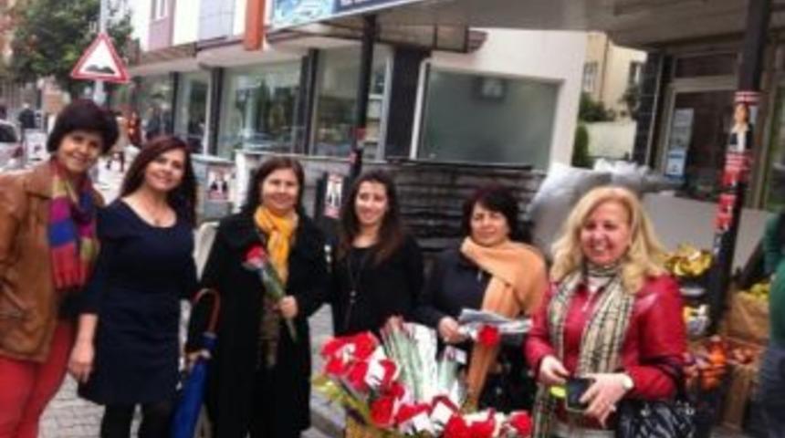 &Ouml;zbek, Mahallesine Sevgi Sa&ccedil;tı