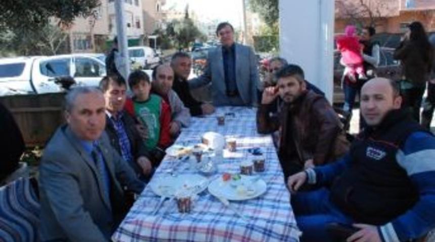 Didim&rsquo;de Berberler Ve Kuaf&ouml;rler Kahvaltıda Bir Araya Geldi