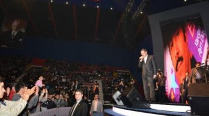 B&uuml;y&uuml;kşehir&rsquo;in Kırşehirliler Gecesinde B&uuml;y&uuml;k Coşku