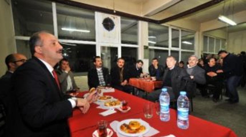 Akg&uuml;l, Mesaiye Dolmuş&ccedil;ularla Başladı