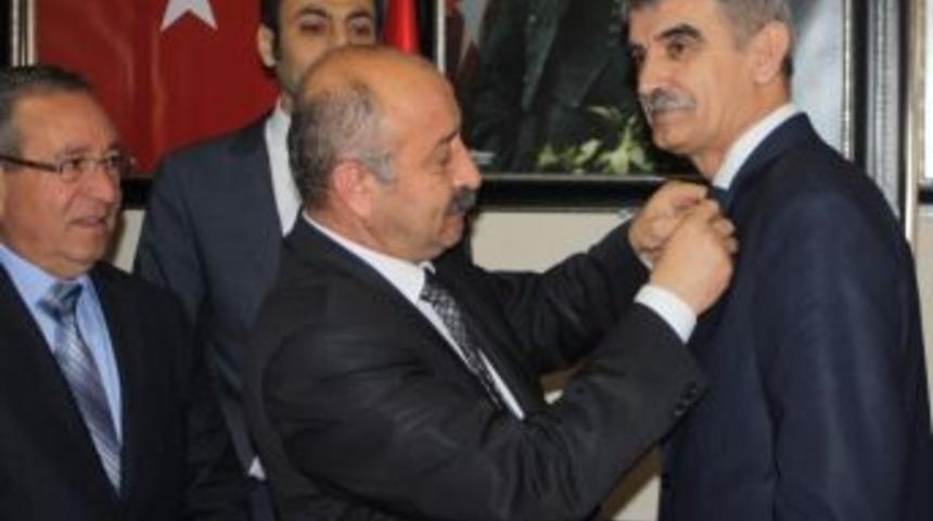 Alaşehir&rsquo;de Chp&rsquo;ye S&uuml;rpriz Transferler