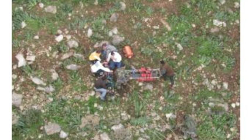 Mahsur Kalan Vatandaş Helikopterle Kurtarıldı