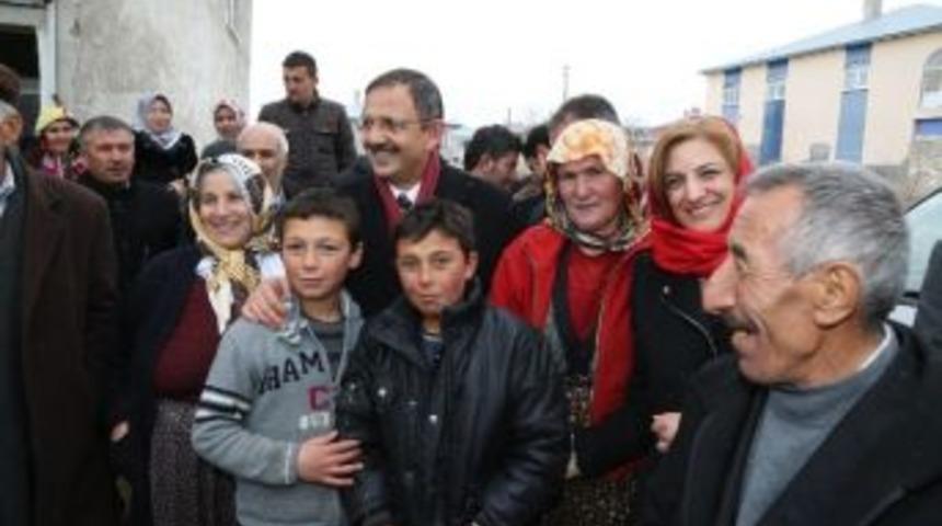 Sarız'ın K&ouml;ylerinden &Ouml;zhaseki'ye B&uuml;y&uuml;k Destek