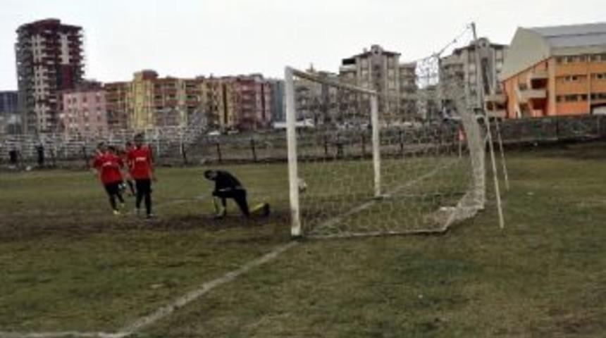 Siverek G&uuml;c&uuml;, Şuru&ccedil; Belediye Spor&rsquo;u 3-1 Yendi