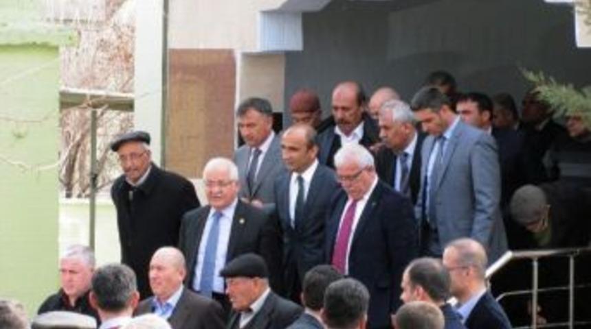 Aşağı Karavaiz K&ouml;y&uuml;ndeki Cami İbadete A&ccedil;ıldı