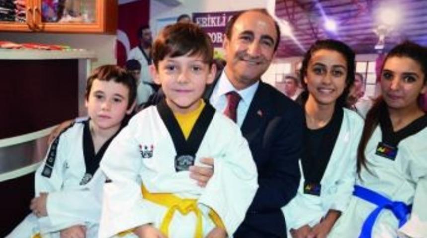 Edebali &lsquo;den Gen&ccedil;ler İ&ccedil;in &Ouml;nemli Projeler