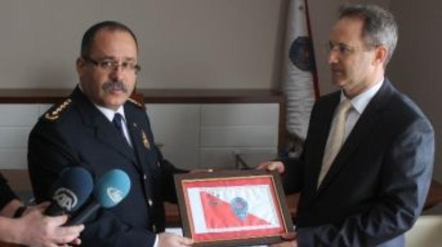 Ordu Emniyet M&uuml;d&uuml;rl&uuml;ğ&uuml;'nde Devir Teslim T&ouml;reni