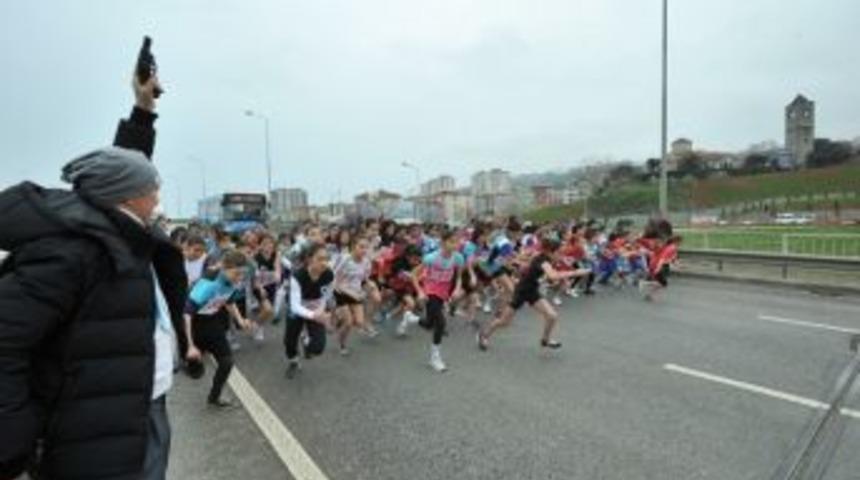 Okul Sporları Kros Grup Birinciliği Trabzon&rsquo;da Yapıldı