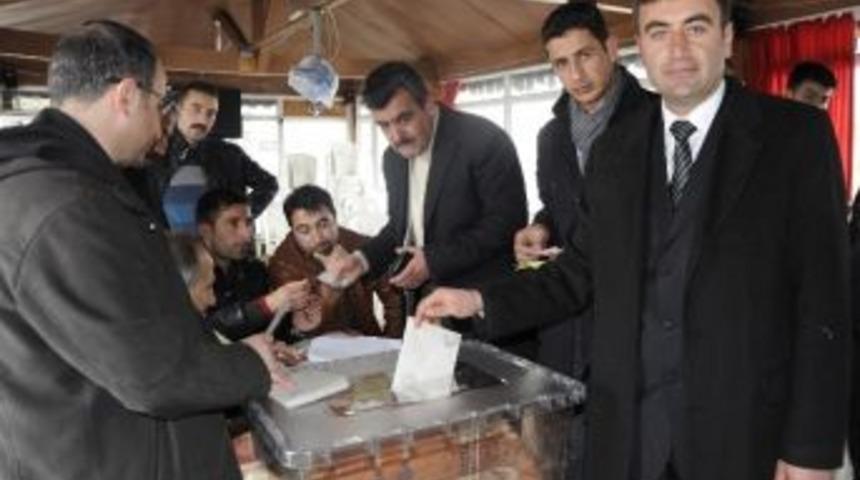 Bir Oyla Başkan Se&ccedil;ildi