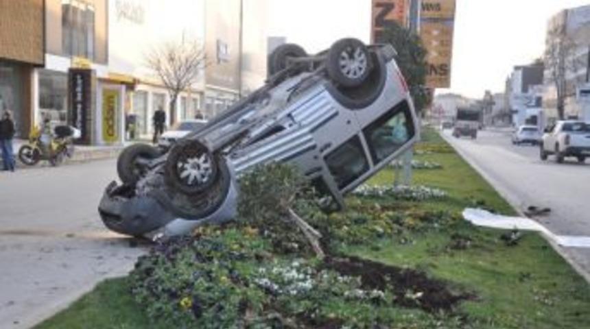 Takla Atan Ara&ccedil;tan Burunları Bile Kanamadan &Ccedil;ıktılar