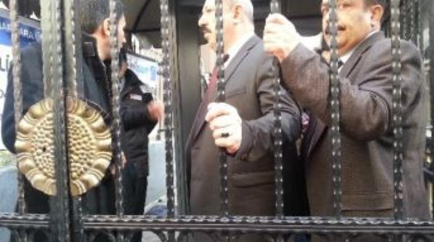 Marmara &Uuml;niversitesi&rsquo;nde Gerginlik