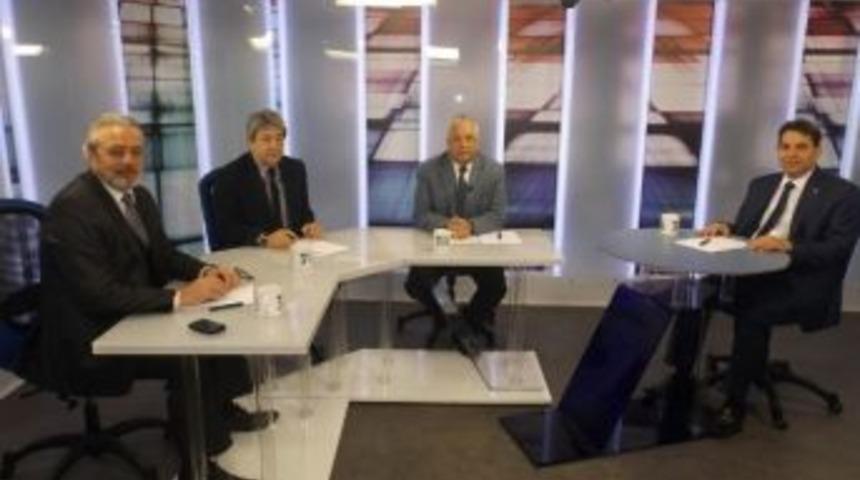 "iki Yuvam Var, Biri Chp, Diğeri Dsp"