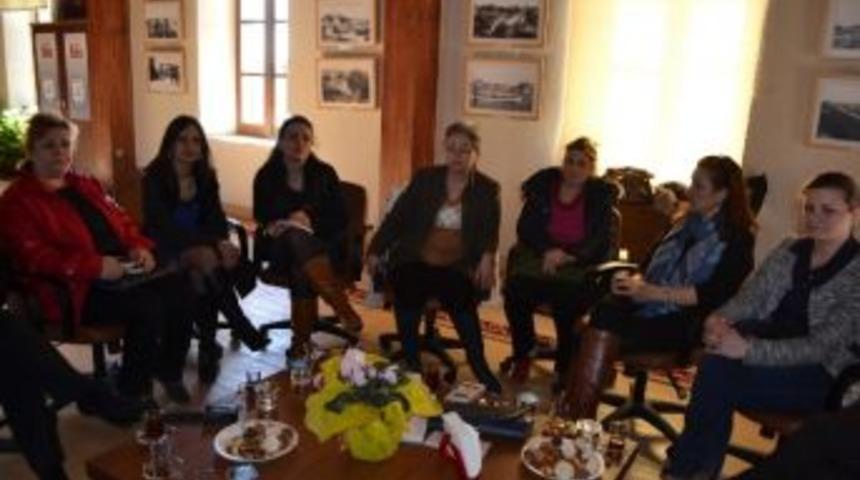 Kadın Meclisi &Uuml;yelerinden Farkındalık Proje Toplantısı