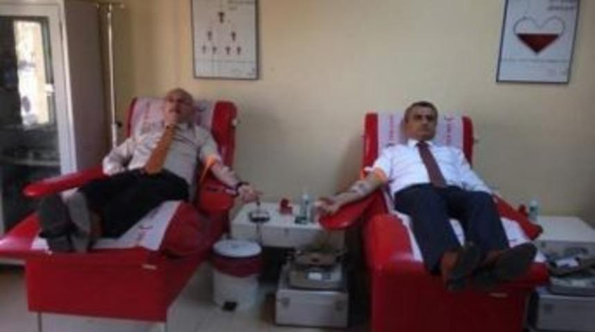 İşkur Personelinden Kan Bağışı