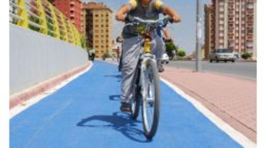 Konya&rsquo;da Bisikletlilere 240 Kilometre Yol Ayrıldı