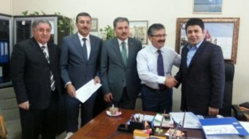 Belediye Meclis &Uuml;yeleri Listesi Se&ccedil;im Kurullarına Teslim Edildi