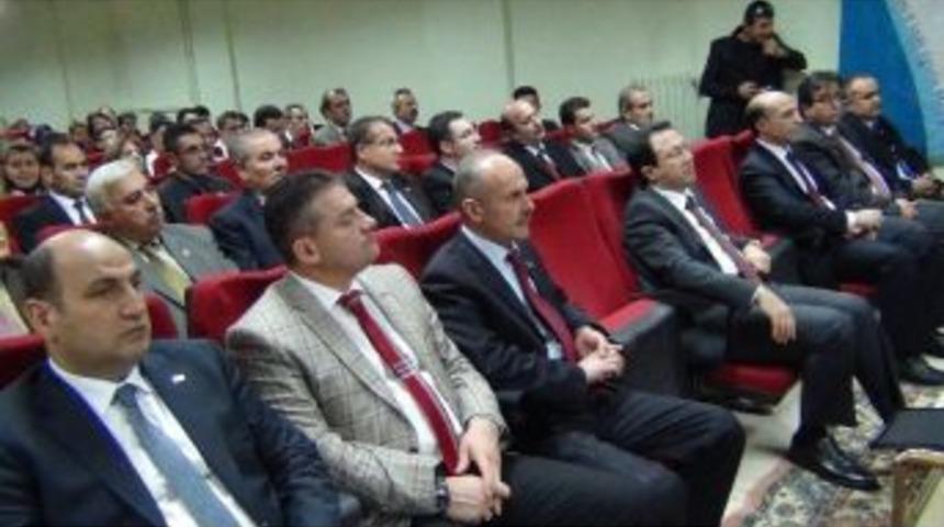 Erzincan&rsquo;da &Ouml;ğretmen Ve &Ouml;ğrencilere Tablet Dağıtıldı