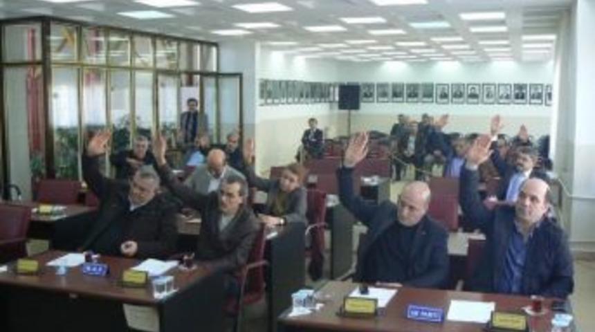 Belediye Meclisi Olağan&uuml;st&uuml; Toplandı