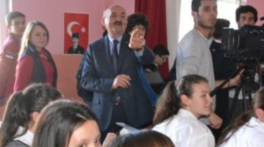 Sağlık Bakanı M&uuml;ezzinoğlu: &ldquo;spor Hastanelerini &Uuml;lkemize Kazandıracağız&rdquo;