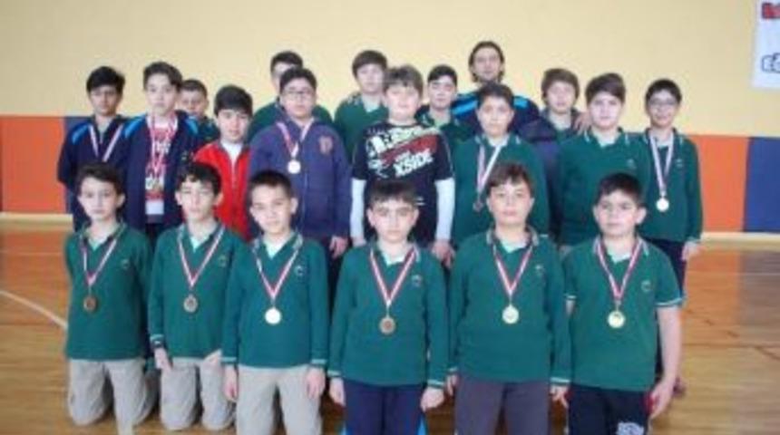 Yozgat &Ouml;zel Ergin Koleji Spor&rsquo;da Başarılarını S&uuml;rd&uuml;r&uuml;yor