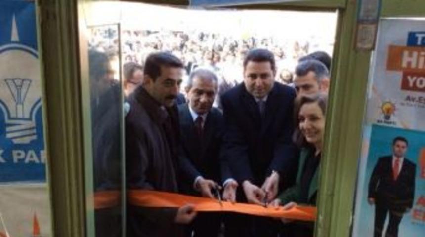 Tokat&rsquo;ta Ak Parti Se&ccedil;im B&uuml;rosu T&ouml;renle A&ccedil;ıldı