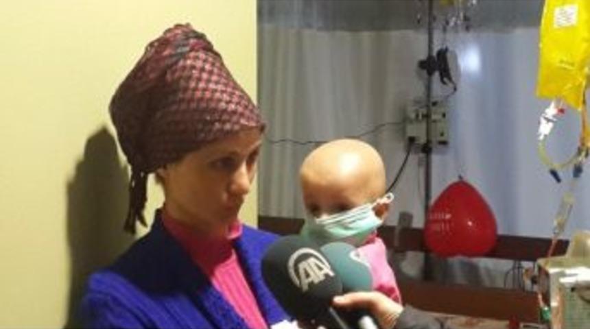 Ameliyat Parası &Ccedil;alınan Minik Asmin'in Tedavisi İstanbul'da S&uuml;r&uuml;yor