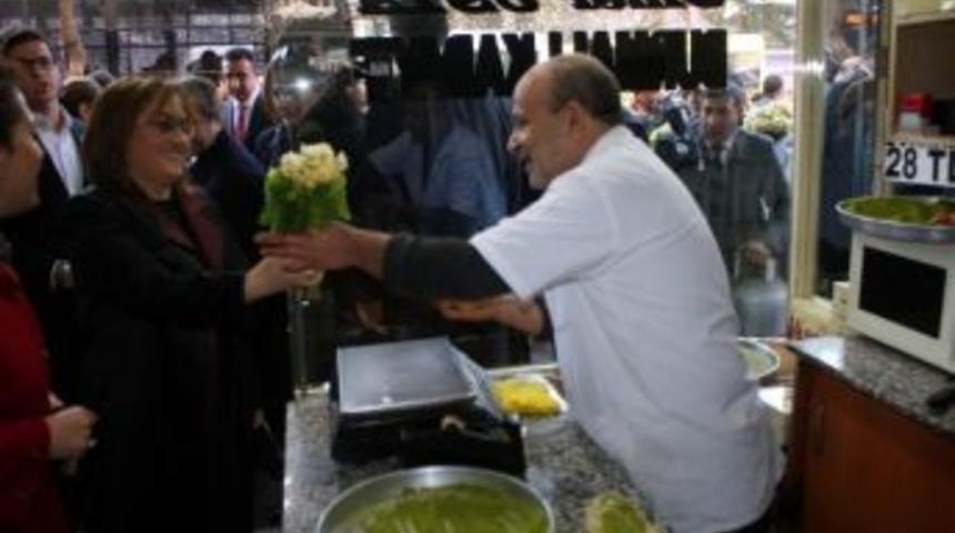 Tahmazoğlu Ve Şahin Esnafı Ziyaret Etti