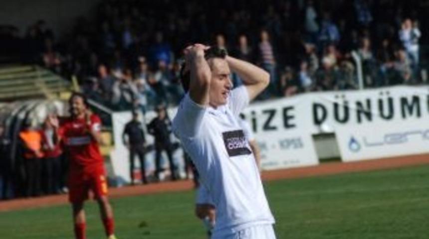 Aydınspor 1923'te İkinci Yarı Y&uuml;zler G&uuml;l&uuml;yor