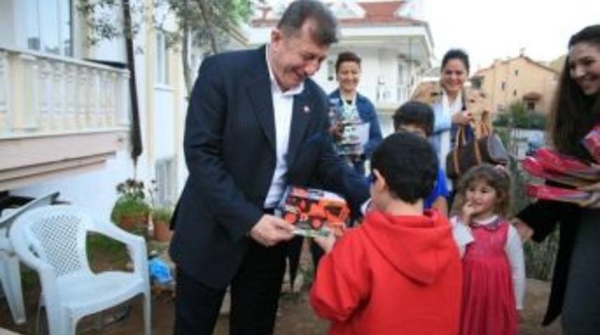 Dp'nin Marmaris Adayı Karacan &Ccedil;ocukları Sevindirdi