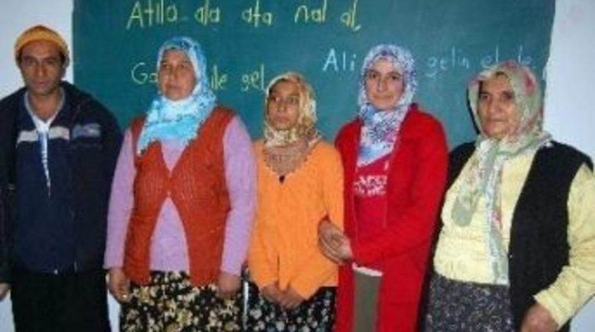 Ana-kız Topyek&uuml;n Okuldayız Kampanyası