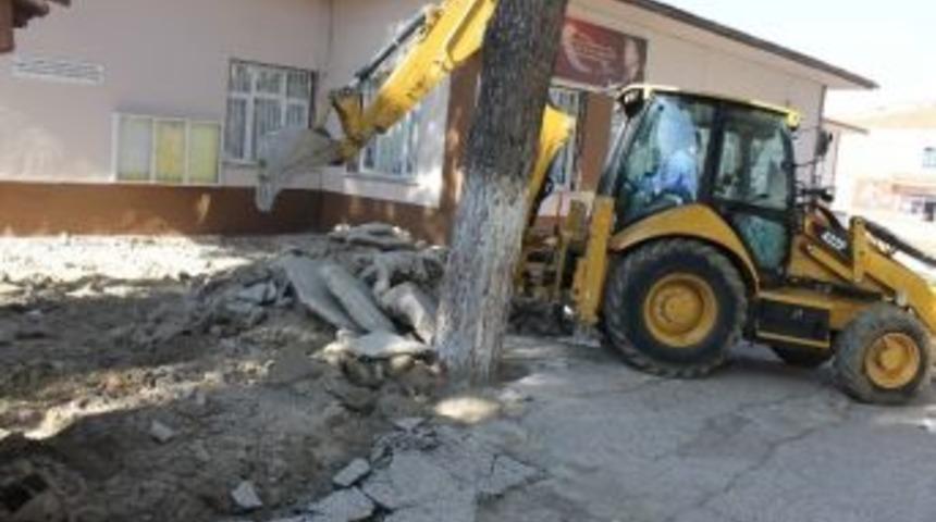Kula Belediyesi'nden Okullara Tam Destek