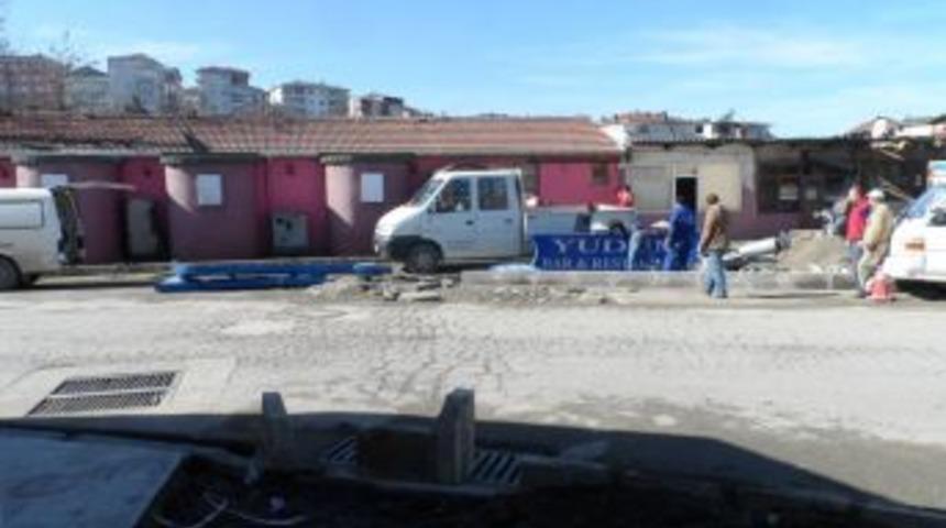 Alaplı'da birahaneler yıkılmaya başlandı