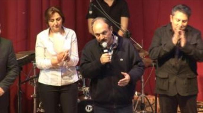 Mustafa Sel&ccedil;ukoğlu&rsquo;ndan Muhteşem Konser