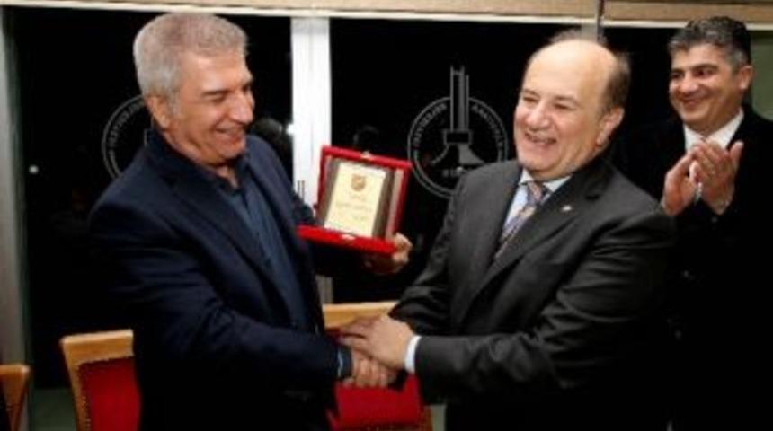 Başkan Durak&rsquo;tan Şampiyonlara &ldquo;teşekk&uuml;r&rdquo; Yemeği