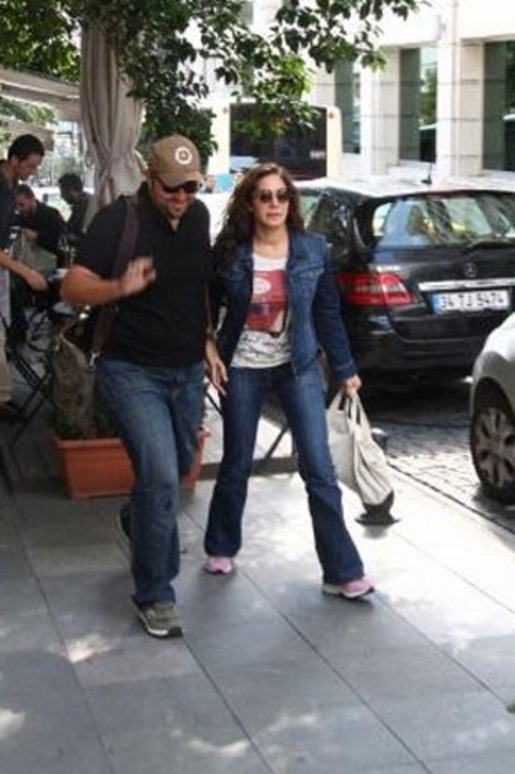 Ata Demirer ve Özge Borak evlendi G4