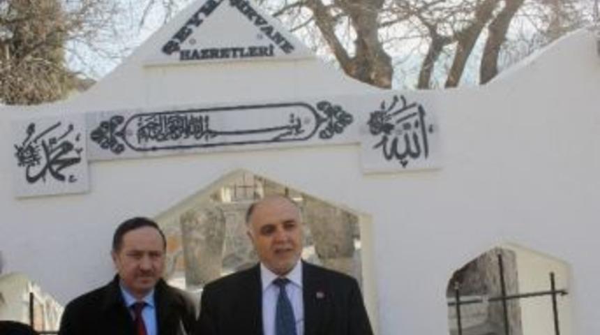 Abd&uuml;lmecit Şirvani&rsquo;nin Kabri Restore Edildi