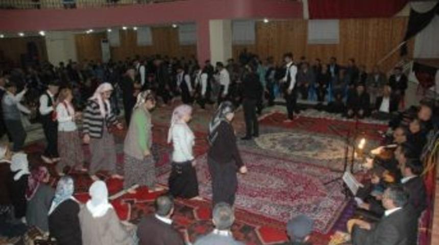 Semah Eşliğinde Hızır Lokması Dağıtıldı