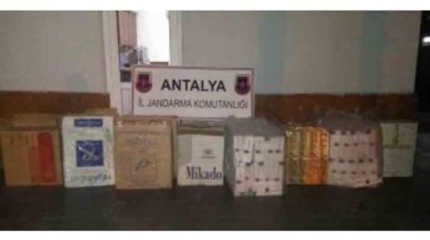Ka&ccedil;ak Sigaralar Jandarmaya Takıldı