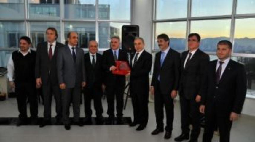 Teknokent Birinciliğini Kokteylle Kutladı