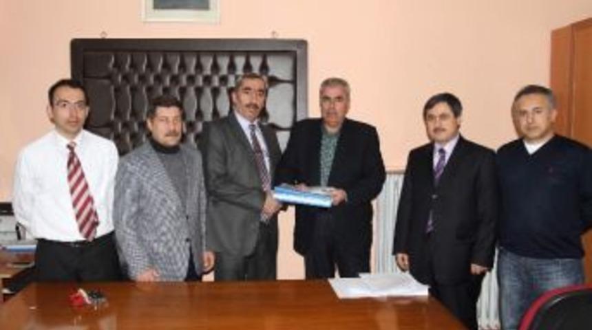 Darende&rsquo;nin Listesi İl&ccedil;e Se&ccedil;im Kuruluna Teslim Edildi