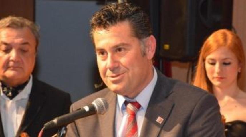 Başkan Mehmet Kocadon: "sanatın Ve Sanat&ccedil;ının Yanında Olmaktan Mutluyum"