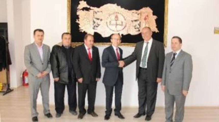 Seyitgazi'deki &Ouml;ğretmenlerin Promosyon Sevinci