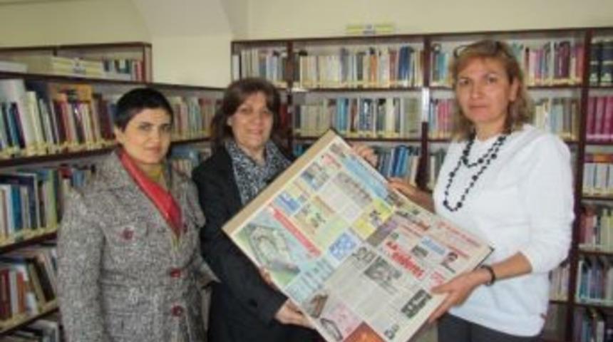 15 Yıllık Gazete Arşivi İl&ccedil;e Halk K&uuml;t&uuml;phanesi&rsquo;ne Bağışlandı